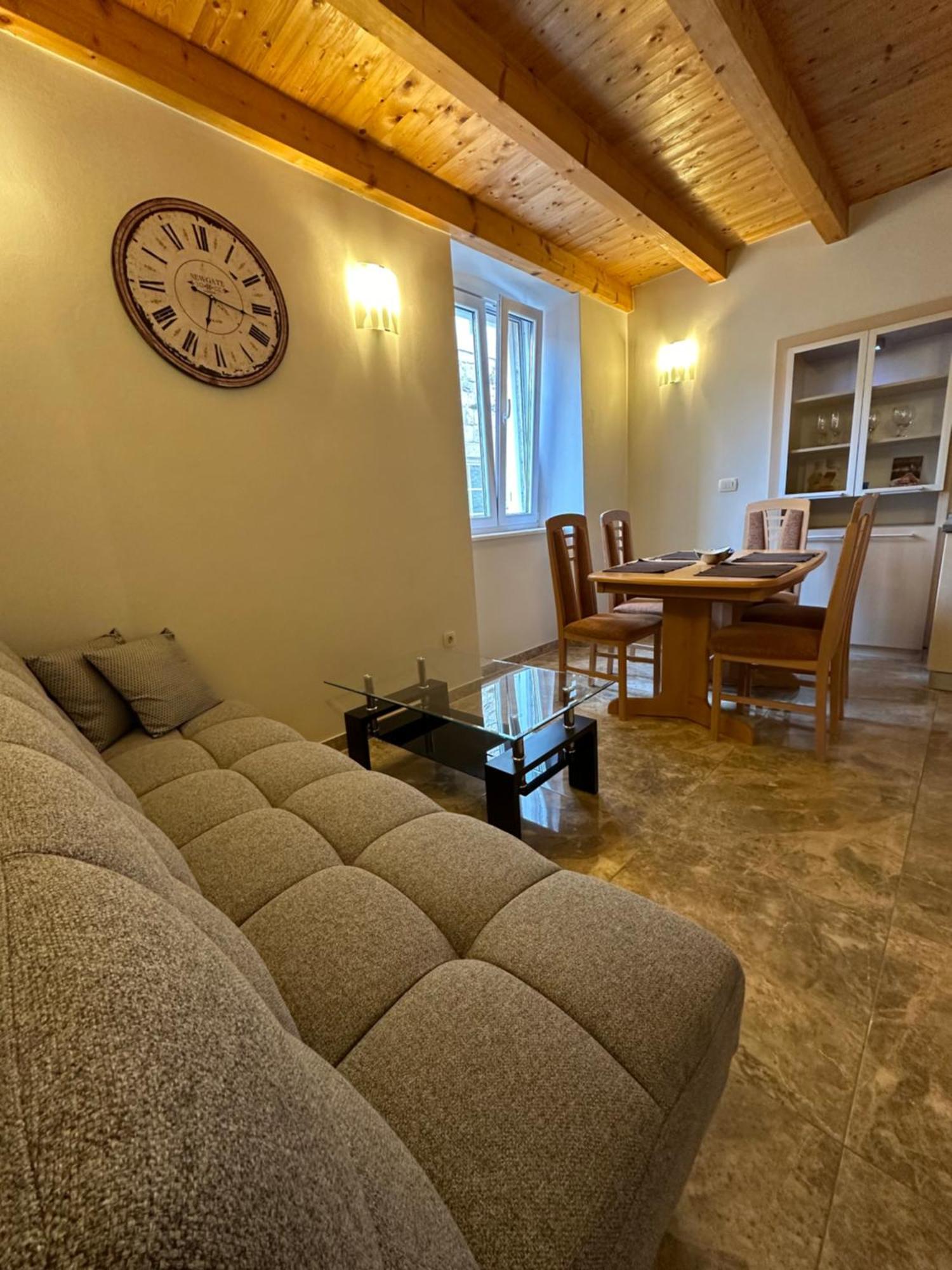 Old Town Apartments Trogir - Free Parking Exteriér fotografie